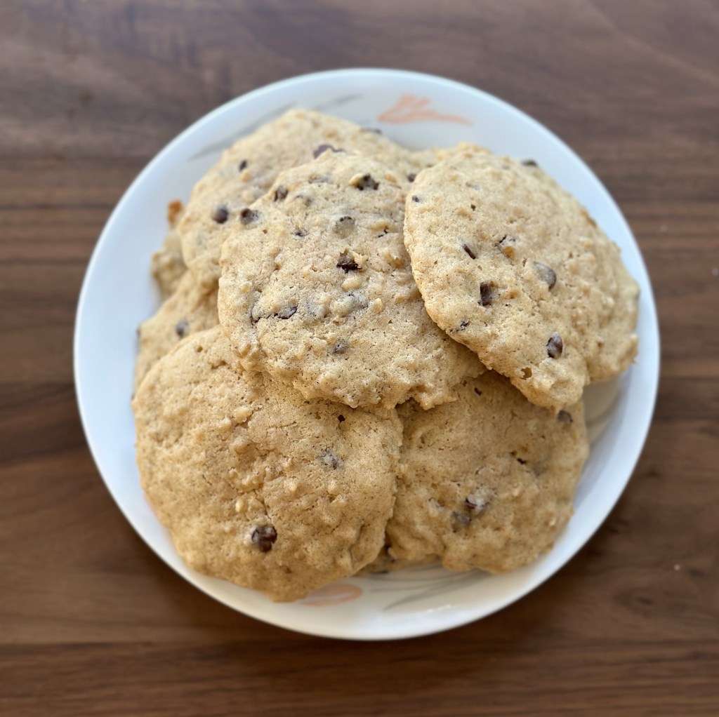 What to do with Steel-Cut Oats??? Banana & Chocolate Chip&nbsp;Cookies!